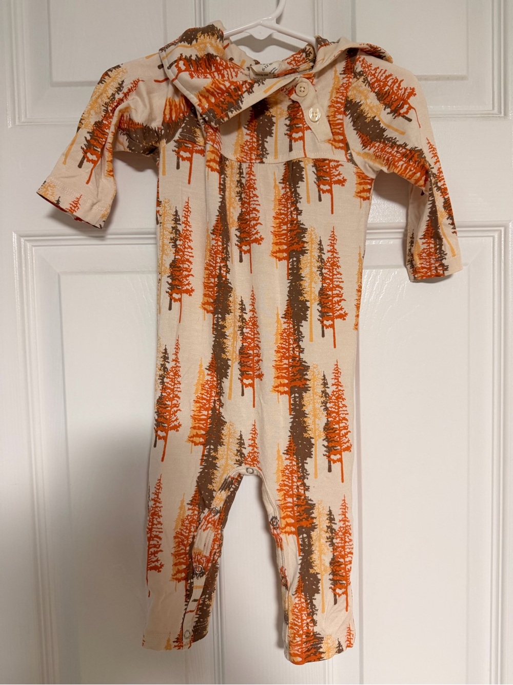 NWOT Kate Quinn Bamboo Baby Romper with Orange & Brown Tree Print